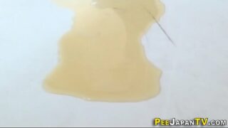 Japanese honey urinates splash